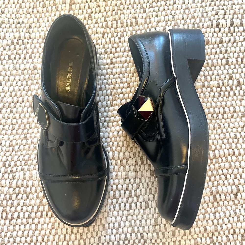 NICHOLAS KIRKWOOD Blk Oxford W White Trim + Gold Detail size 38